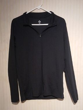 Under Armour Black Athletic Crewneck Shirt